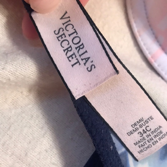 V.S bra - Picture 3 of 3